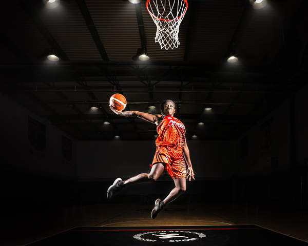 尽管他已经 尽管他已经